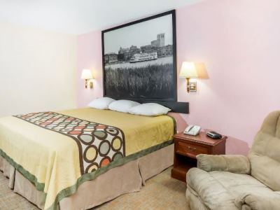 Super 8 By Wyndham Statesboro Hotel Bagian luar foto